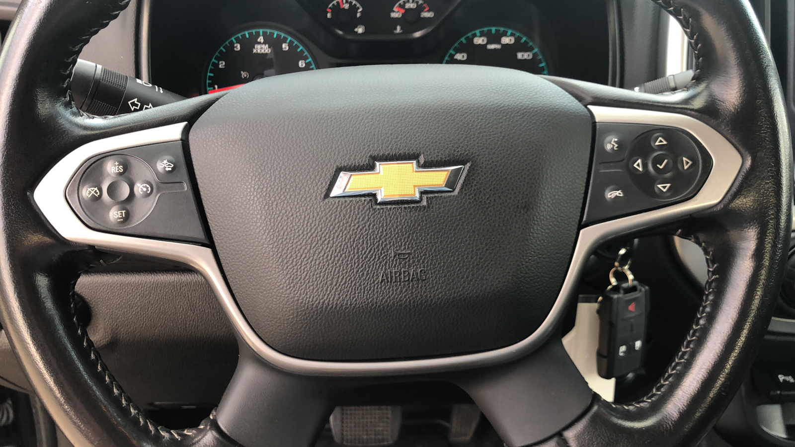 2022 Chevrolet Colorado 2WD LT 9