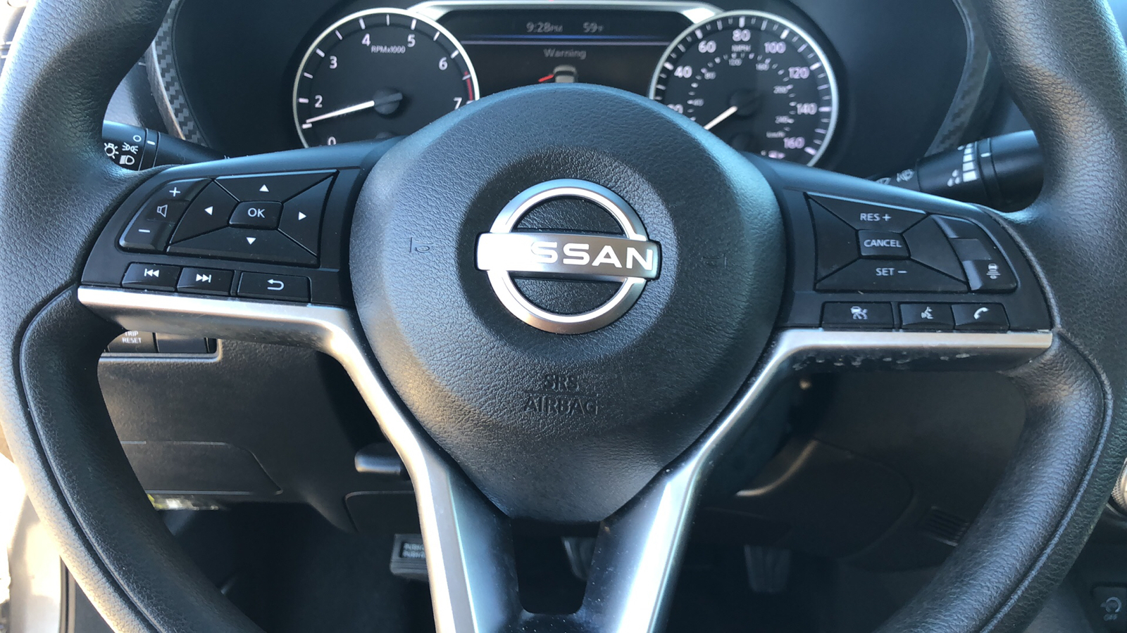 2024 Nissan Sentra SV 9