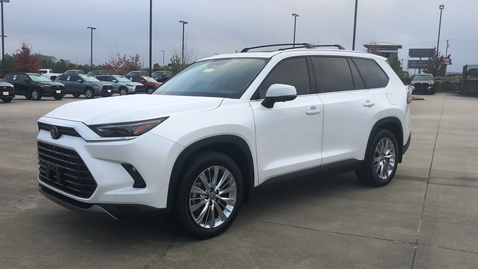 2024 Toyota Grand Highlander Platinum 1