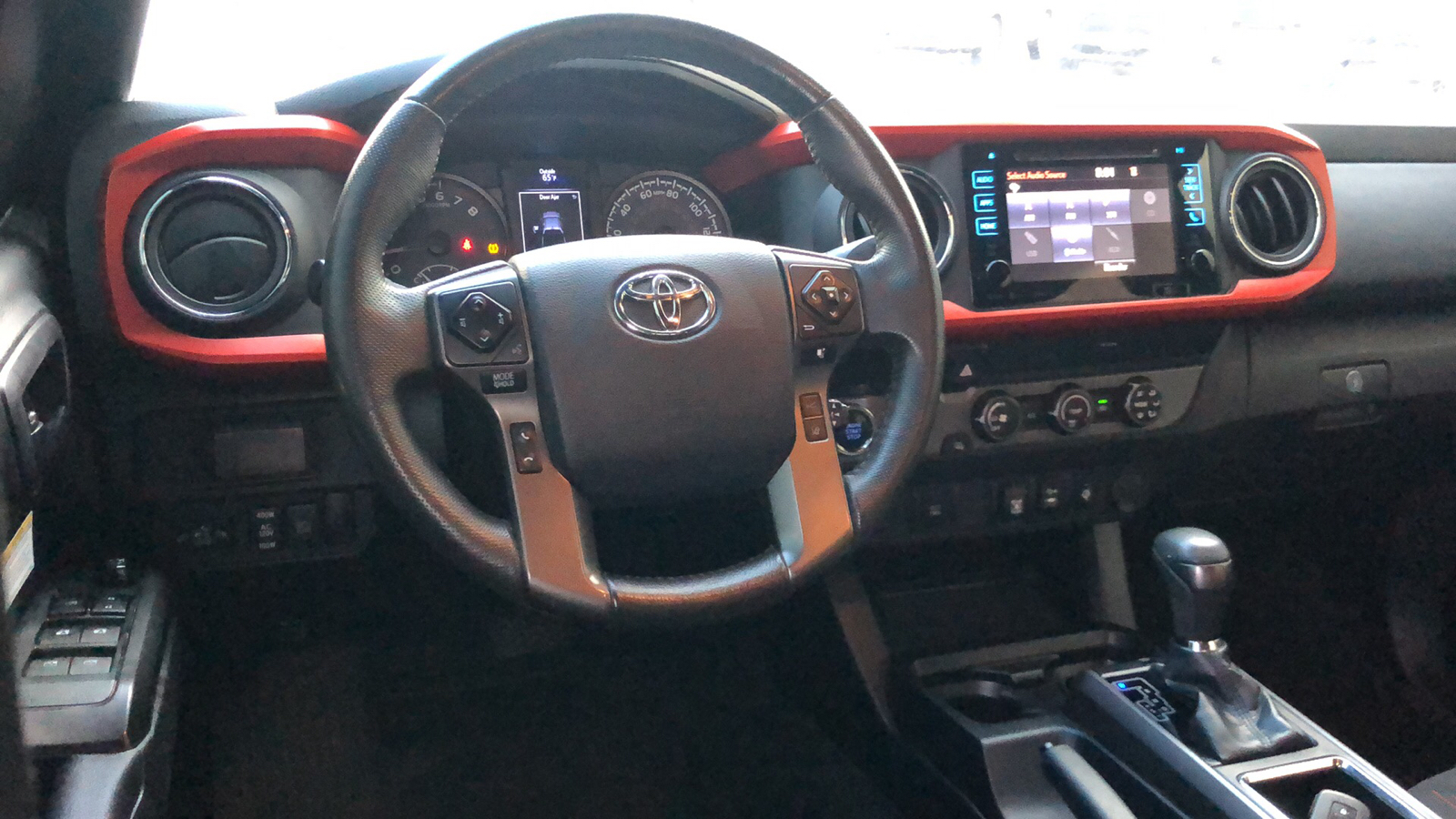 2019 Toyota Tacoma 2WD TRD Off Road 10