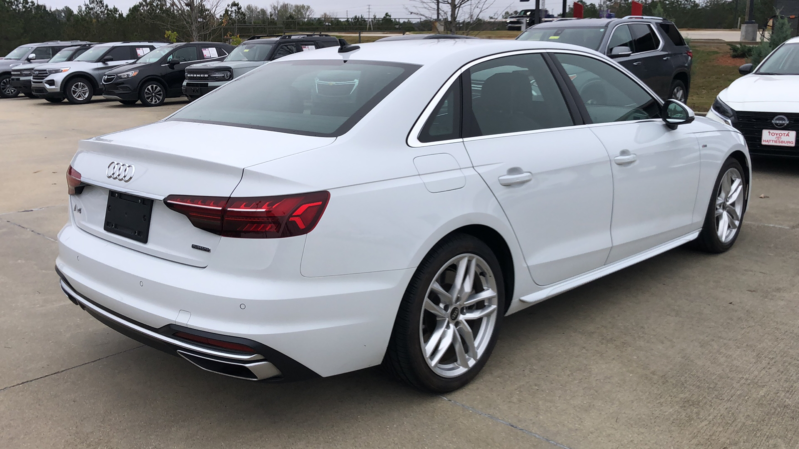 2023 Audi A4 Sedan S line Premium Plus 3