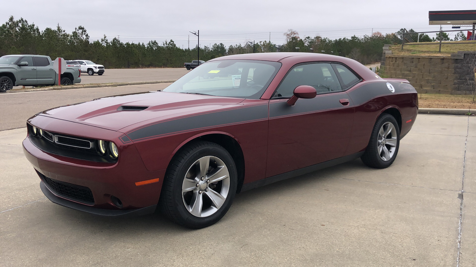 2019 Dodge Challenger SXT 1