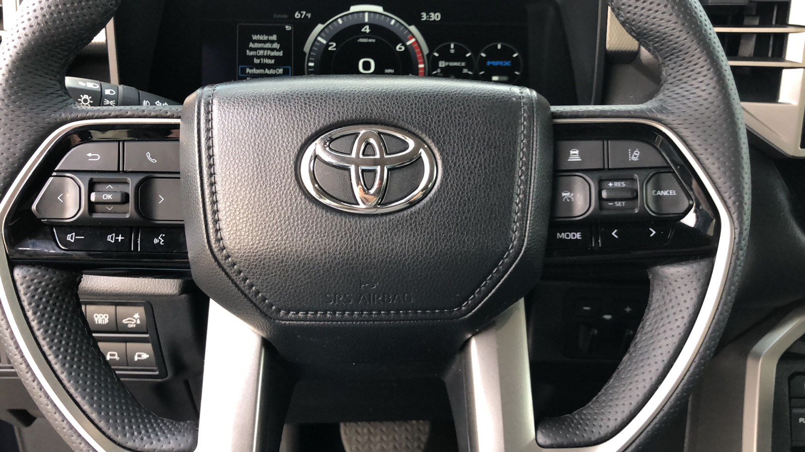 2023 Toyota Tundra 4WD Limited Hybrid 9