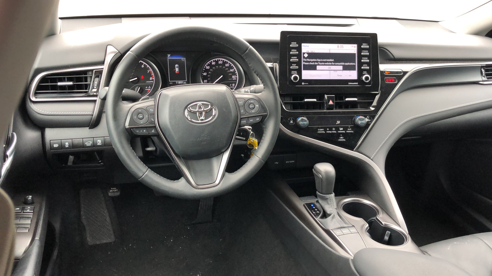 2023 Toyota Camry SE 10