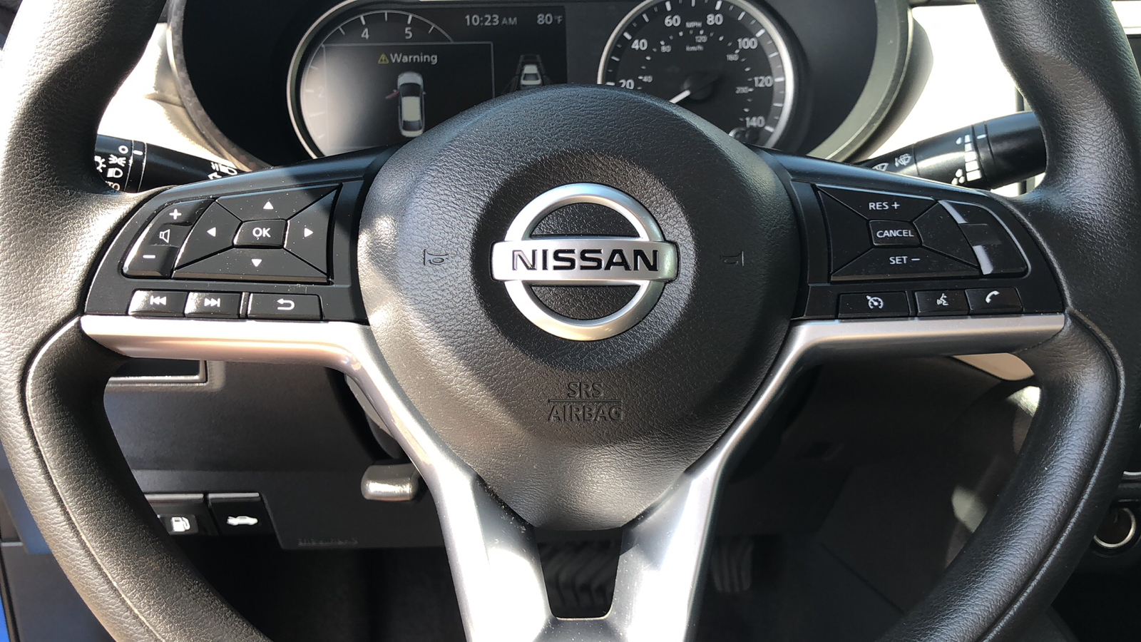 2021 Nissan Versa SV 9