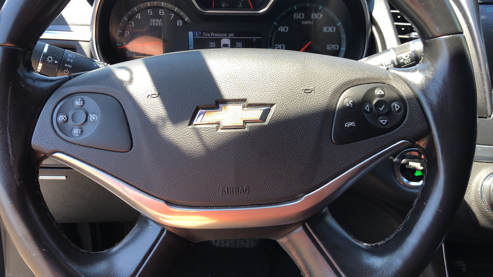 2018 Chevrolet Impala LT 9
