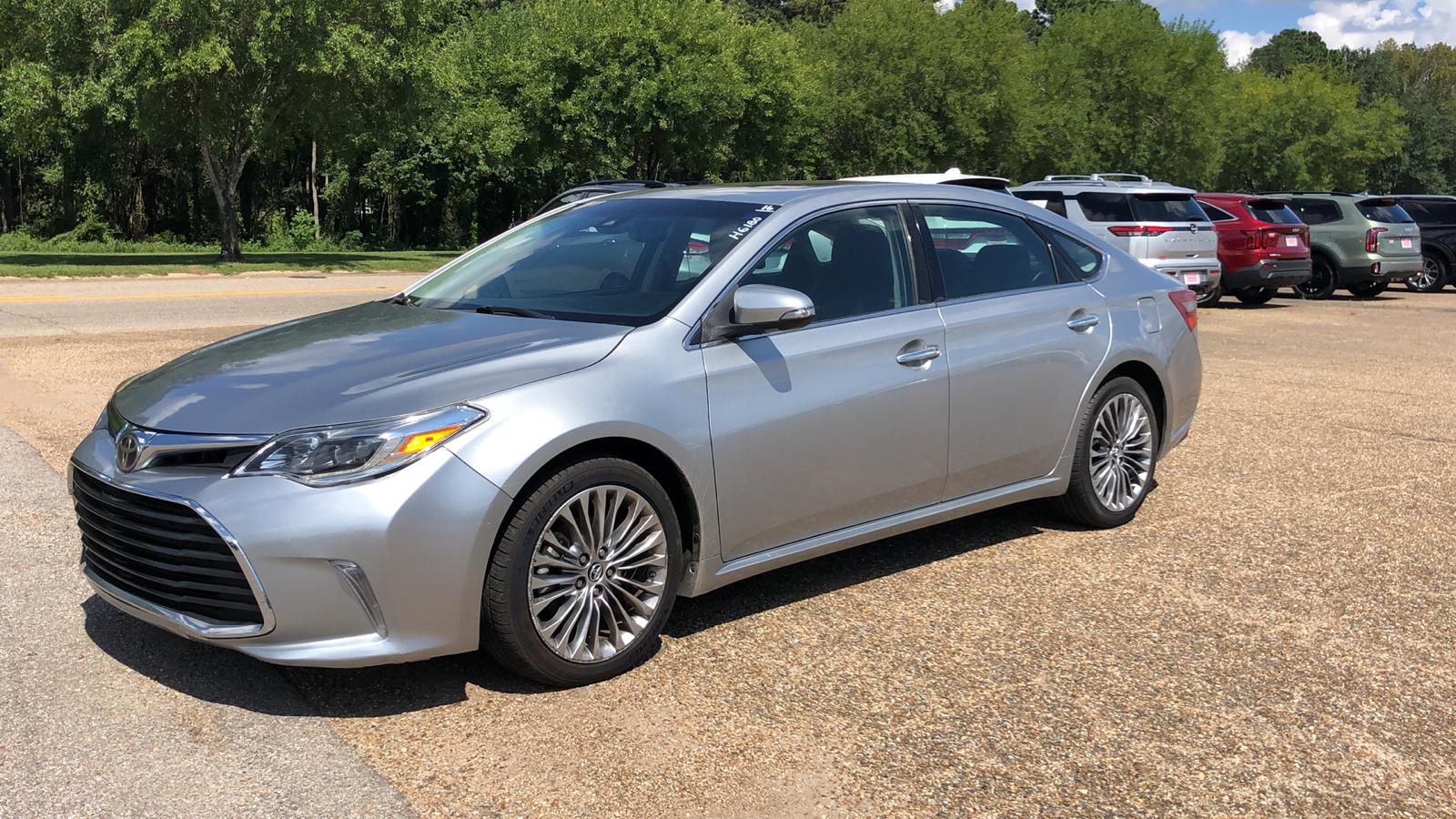 2016 Toyota Avalon Limited 1