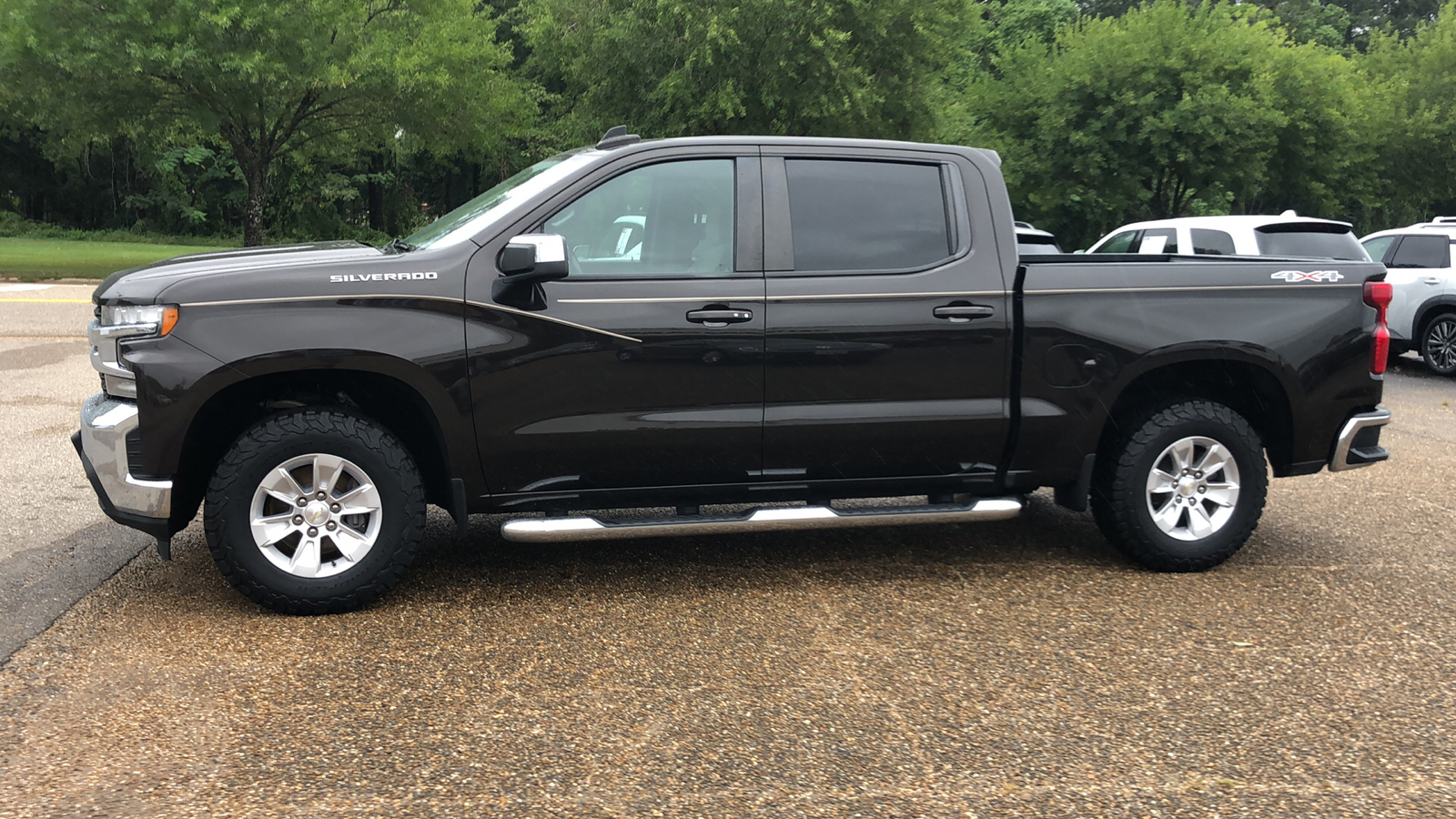 2020 Chevrolet Silverado 1500 LT 2