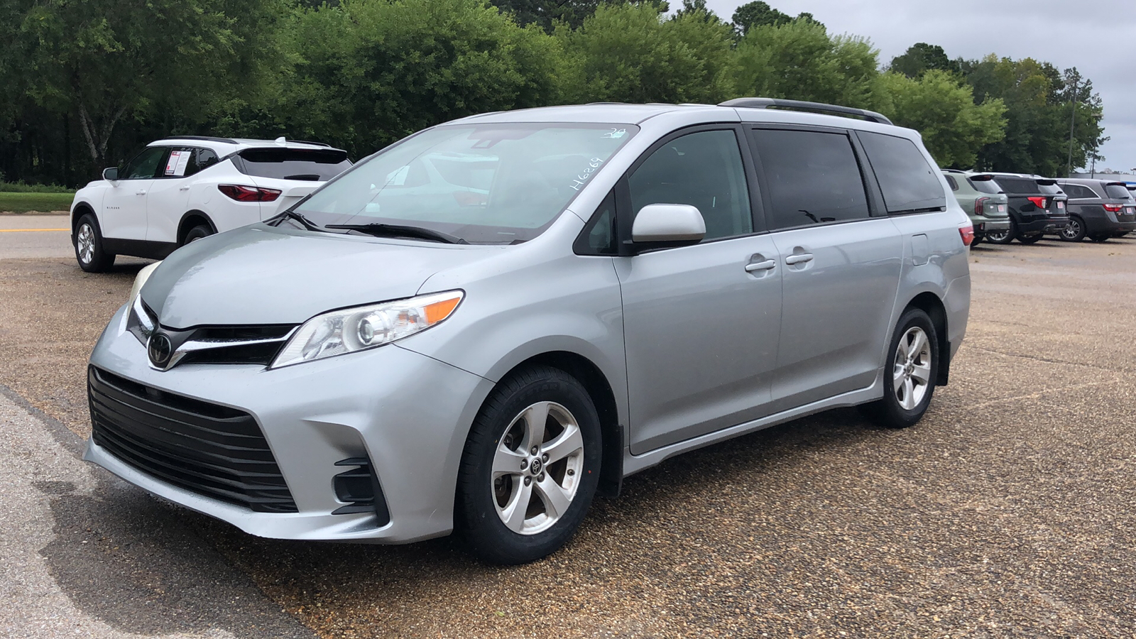 2020 Toyota Sienna LE Auto Access Seat 1