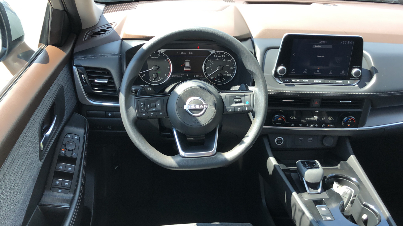 2023 Nissan Rogue SV 10