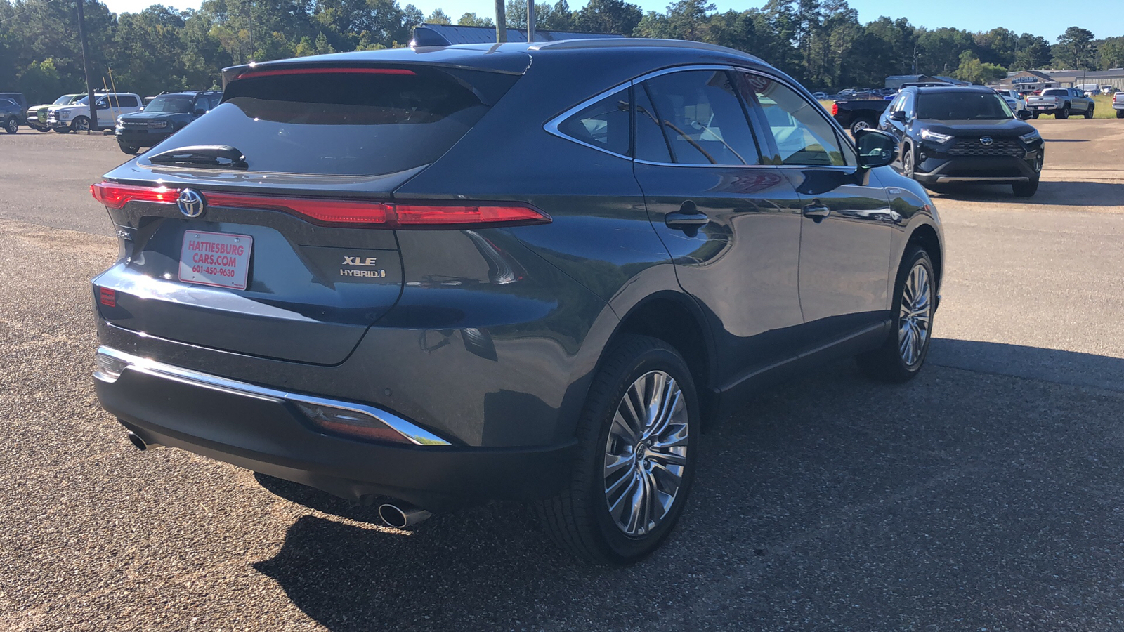 2021 Toyota Venza LE 3