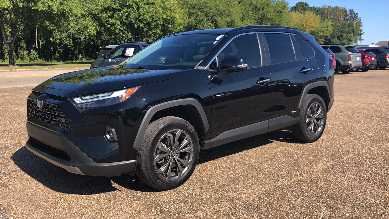 2023 Toyota RAV4 Hybrid Limited 1