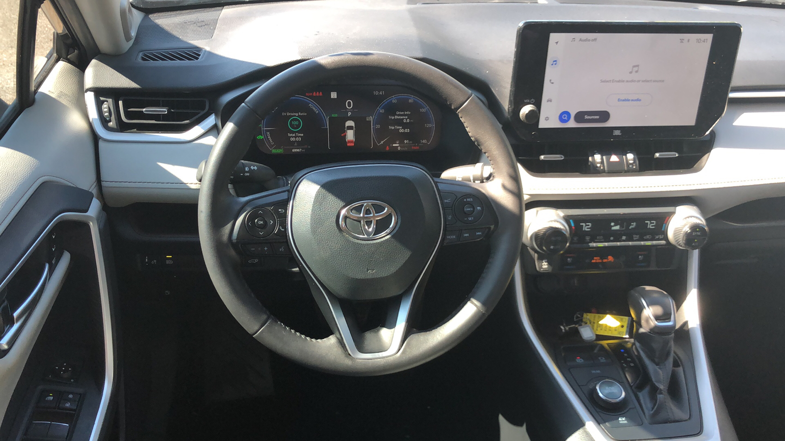 2023 Toyota RAV4 Hybrid Limited 10