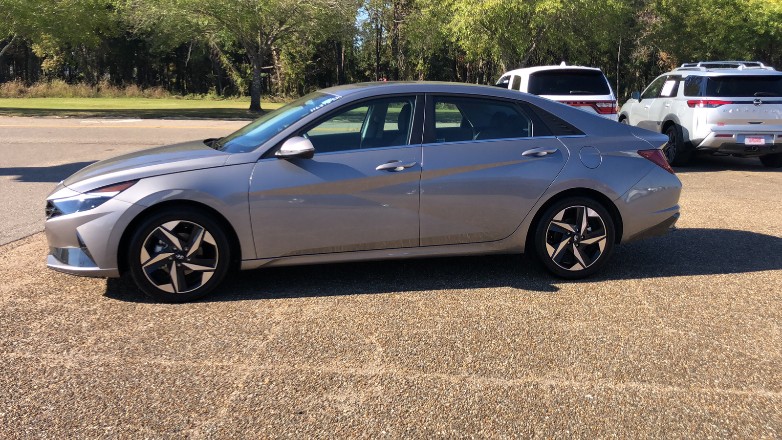 2023 Hyundai Elantra Hybrid Limited 2