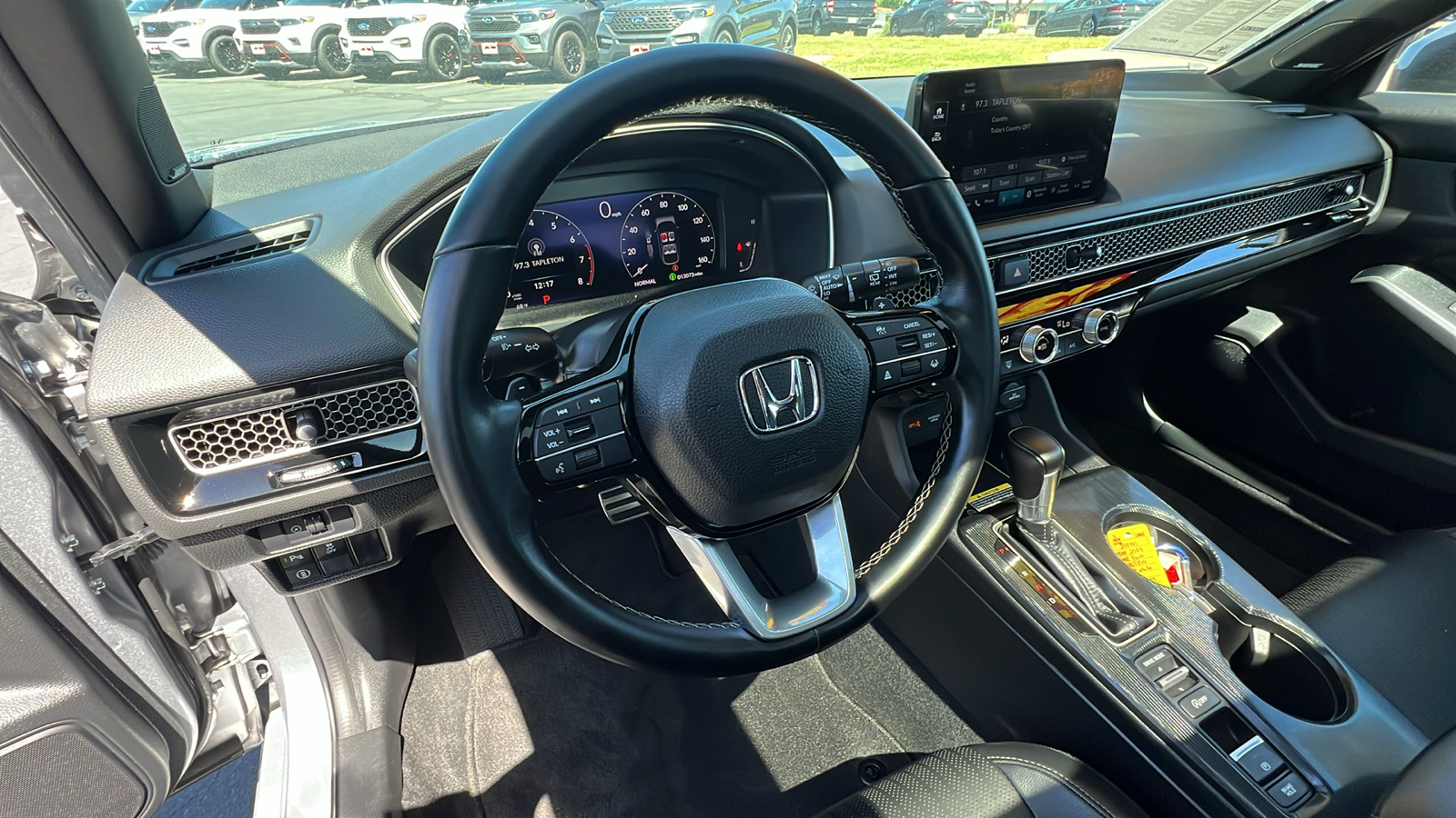 2022 Honda Civic Hatchback Sport Touring 24