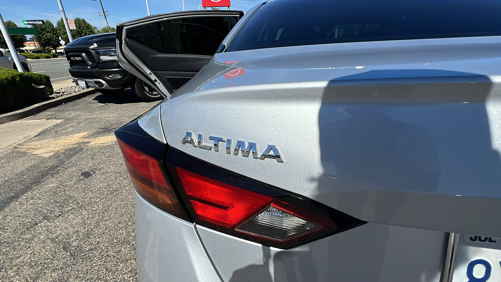 2021 Nissan Altima  13