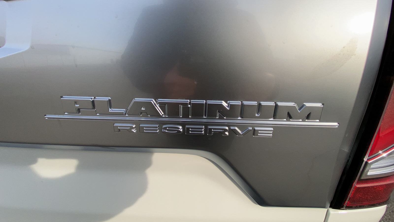 2023 Nissan Titan Platinum Reserve 12