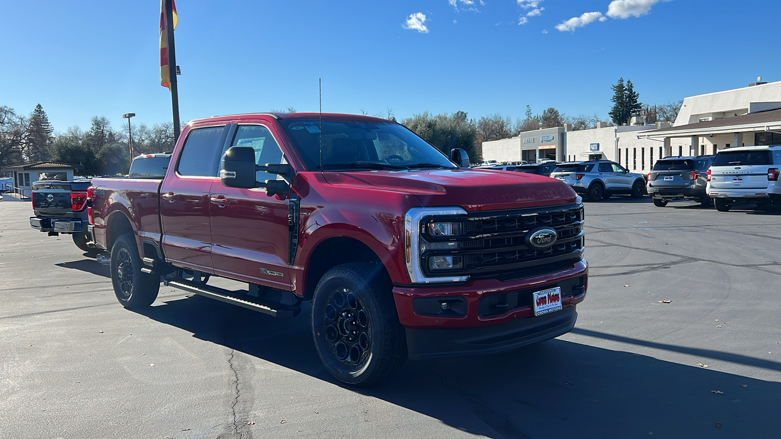 2024 Ford Super Duty F-250 SRW LARIAT 2