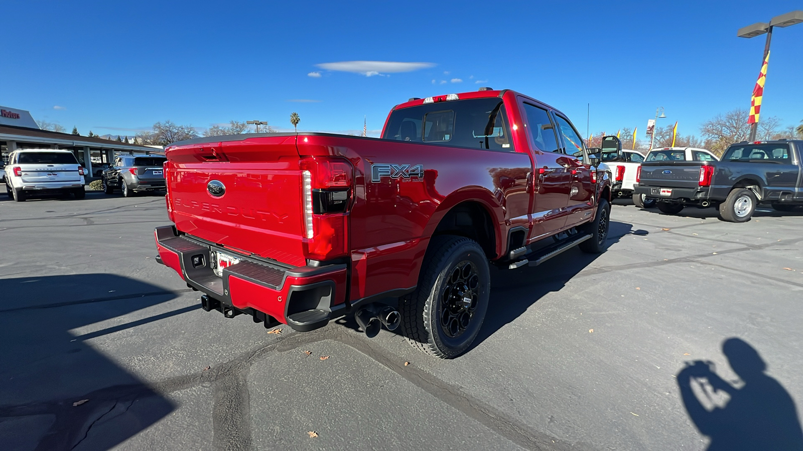 2024 Ford Super Duty F-250 SRW LARIAT 4