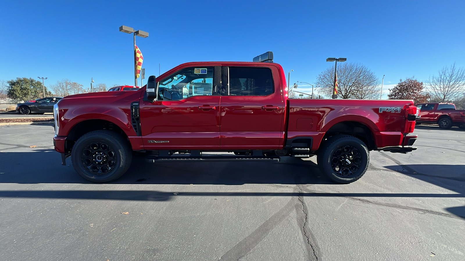 2024 Ford Super Duty F-250 SRW LARIAT 8