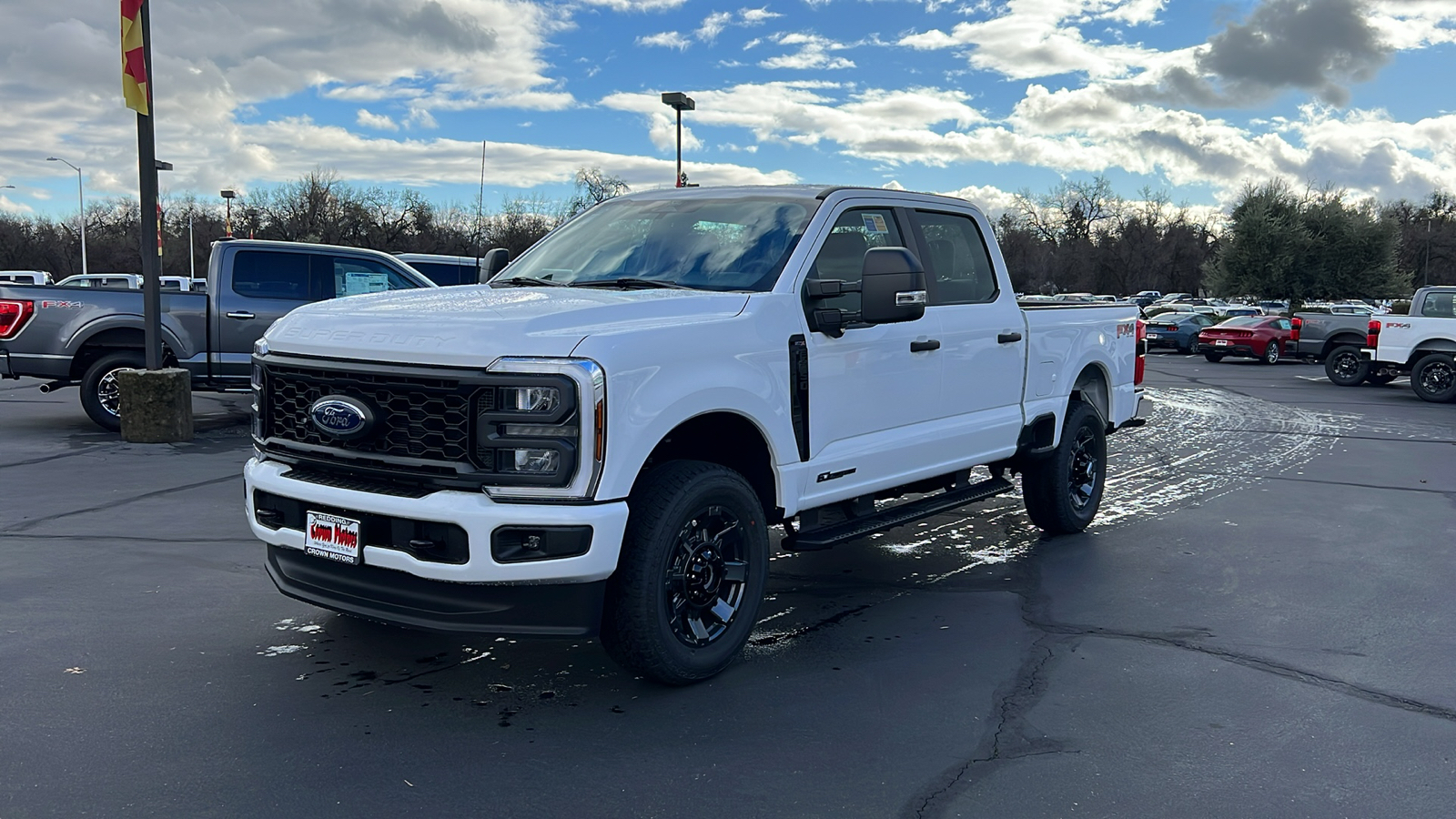 2024 Ford Super Duty F-250 SRW XL 1