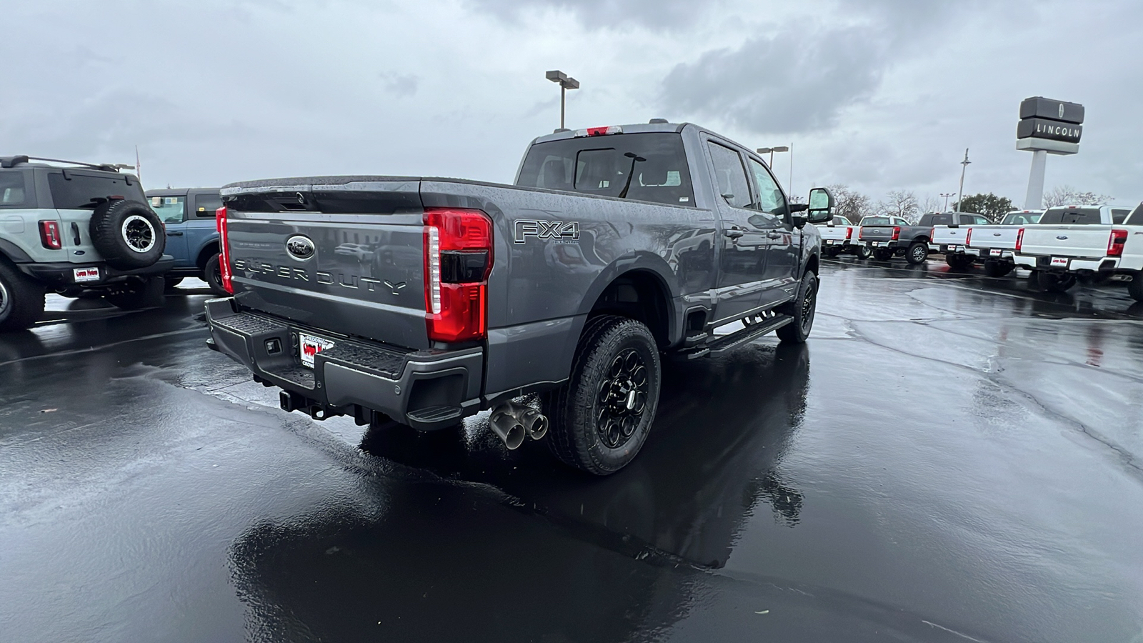 2024 Ford Super Duty F-250 SRW LARIAT 4