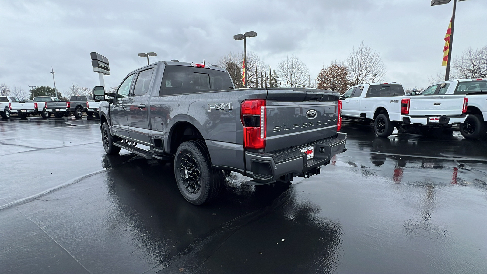 2024 Ford Super Duty F-250 SRW LARIAT 7