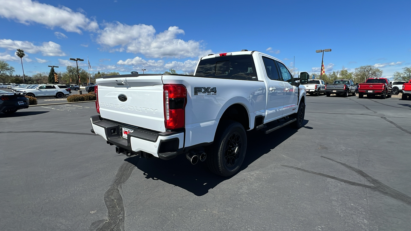 2024 Ford Super Duty F-250 SRW LARIAT 4