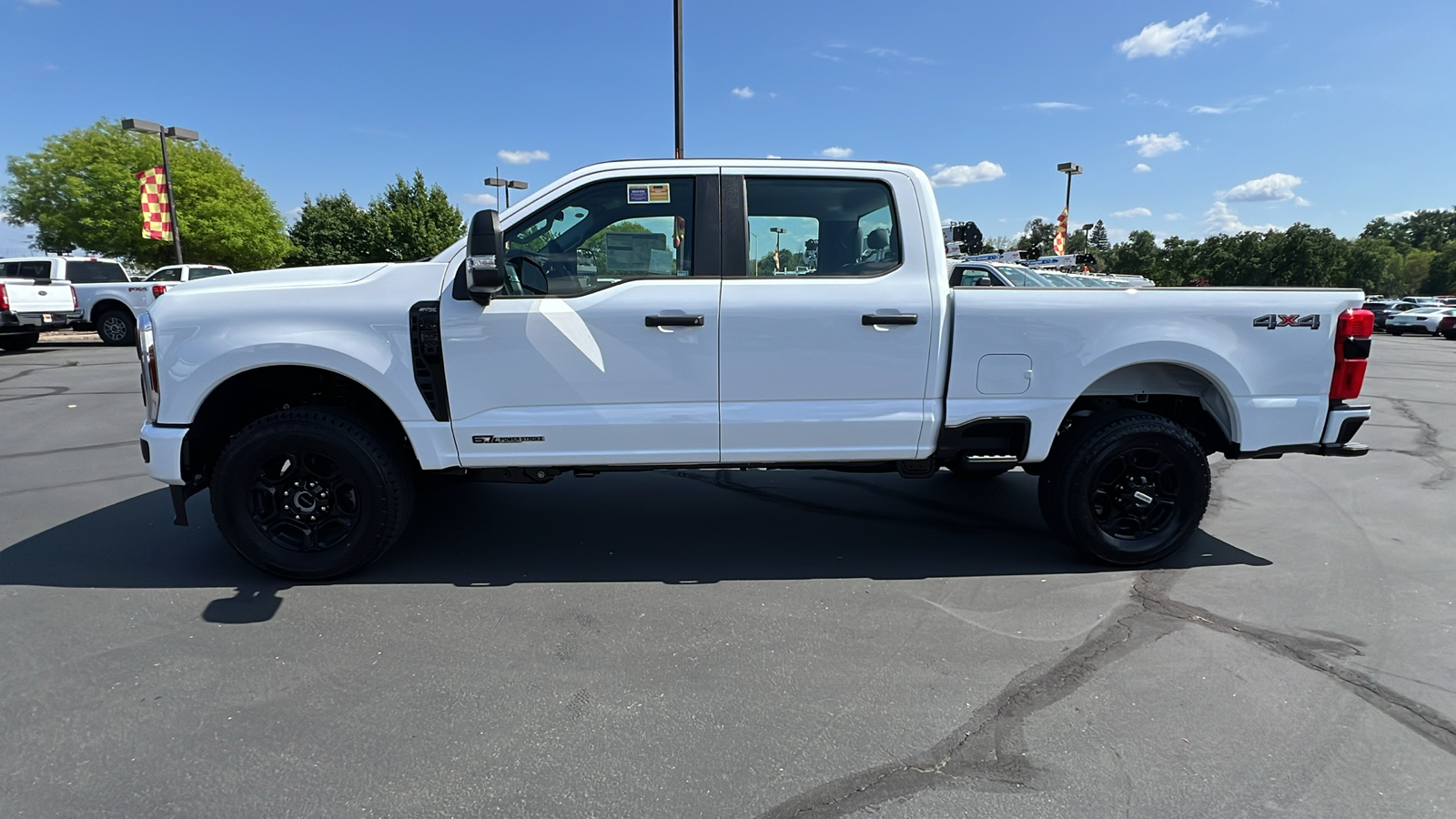 2024 Ford Super Duty F-250 SRW XL 8