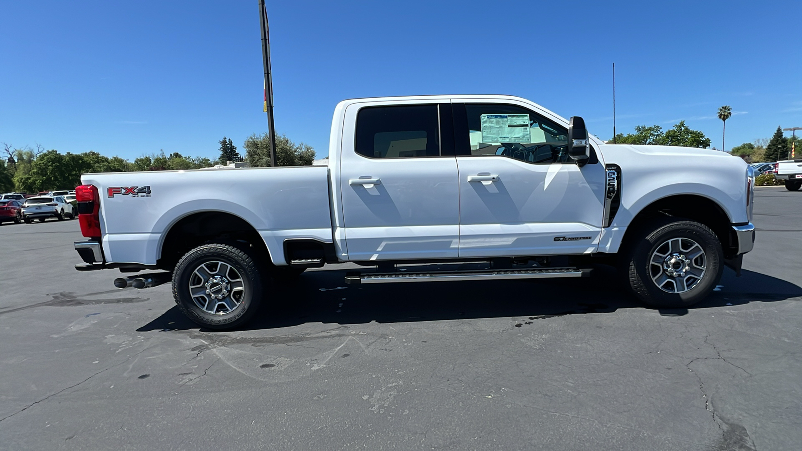 2024 Ford Super Duty F-250 SRW XLT 3