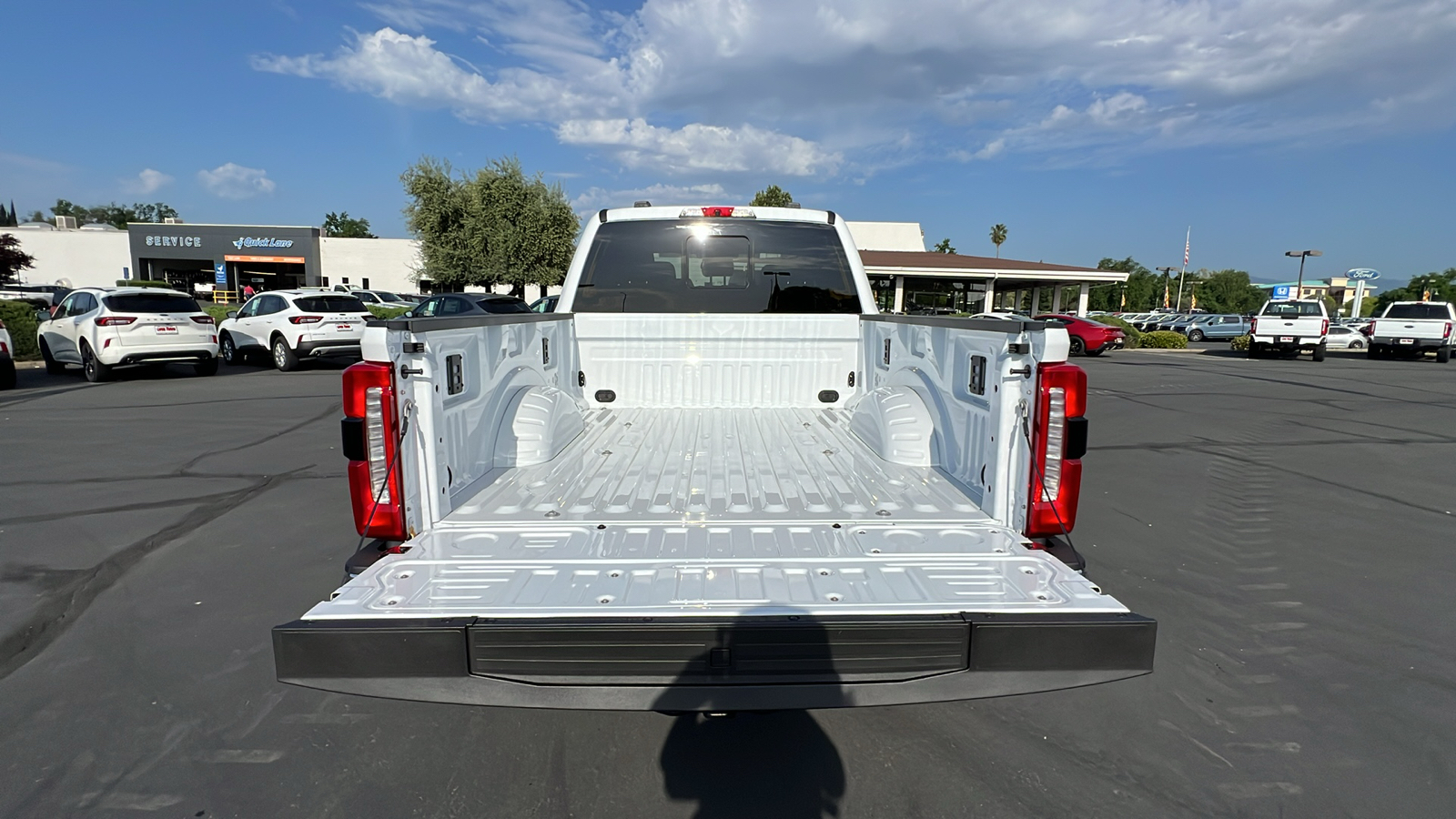 2024 Ford Super Duty F-250 SRW LARIAT 6