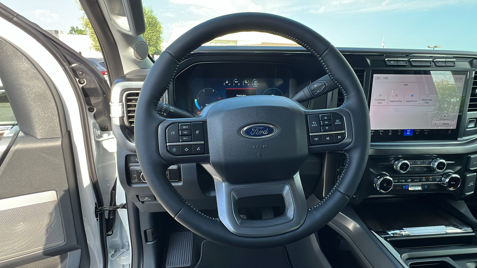 2024 Ford Super Duty F-250 SRW LARIAT 27