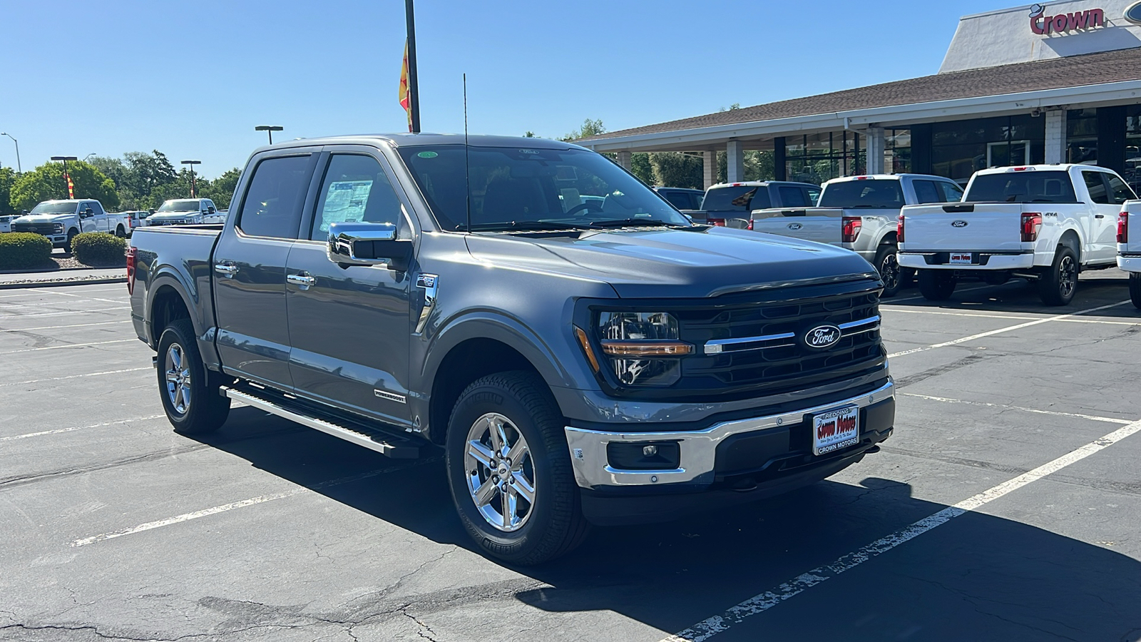 2024 Ford F-150 XLT 2