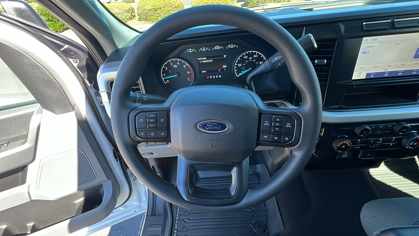 2024 Ford Super Duty F-250 SRW XL 27