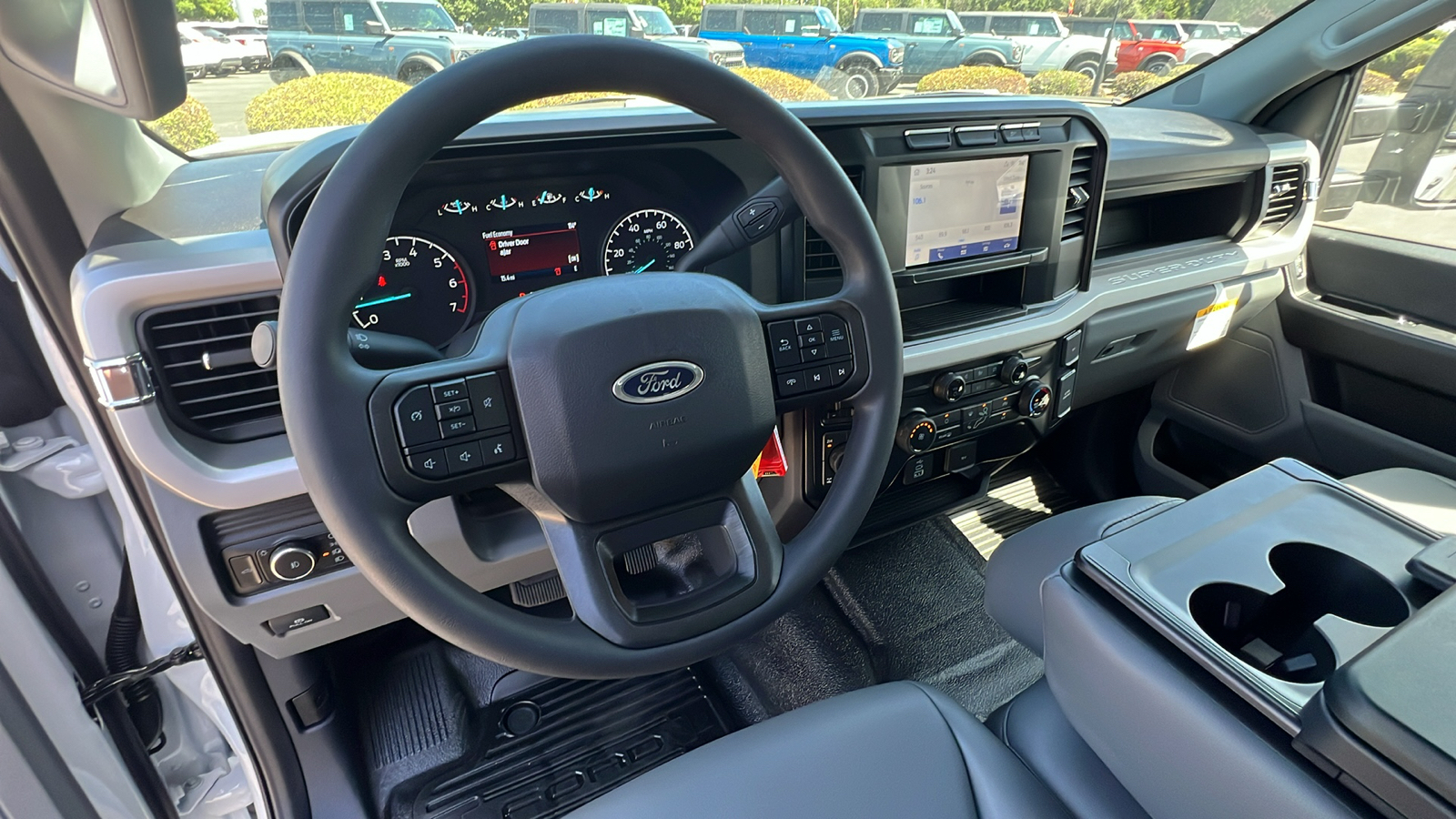 2024 Ford Super Duty F-250 SRW XL 24