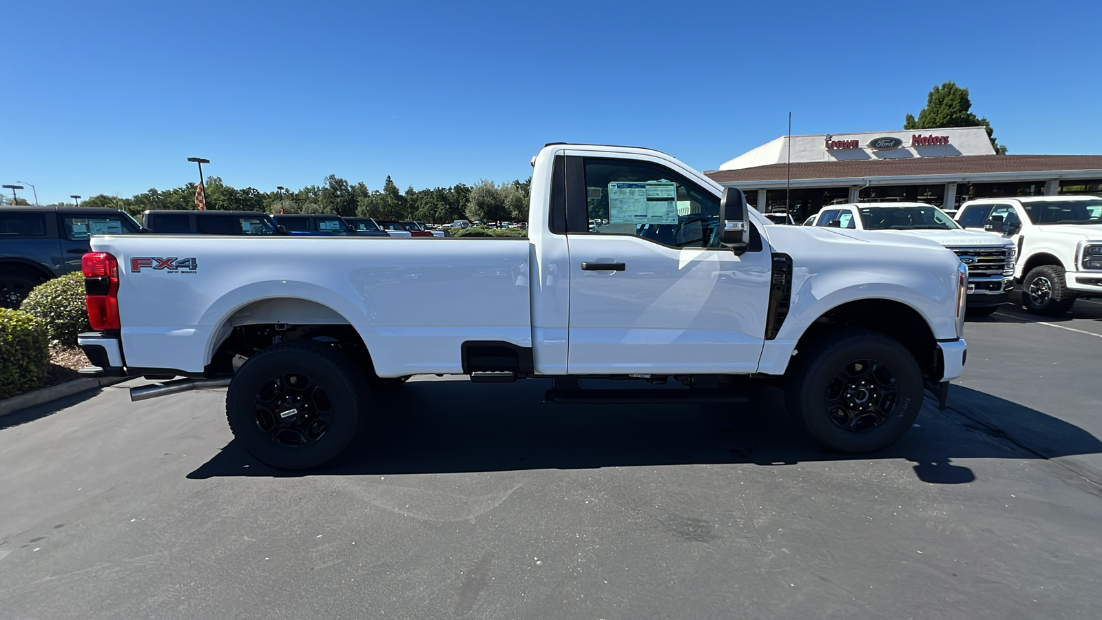 2024 Ford Super Duty F-350 SRW XL 3