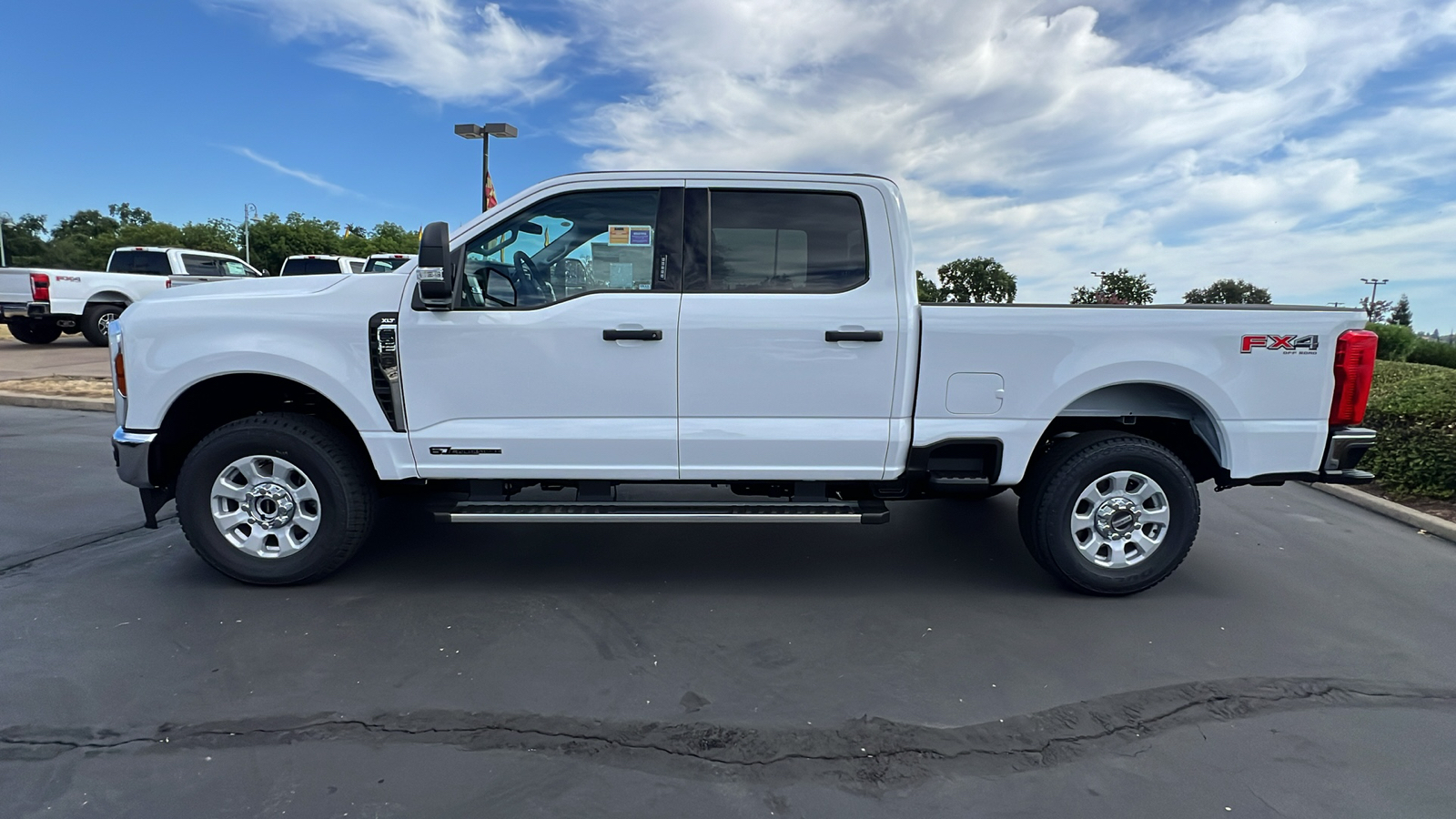 2024 Ford Super Duty F-250 SRW XL 8