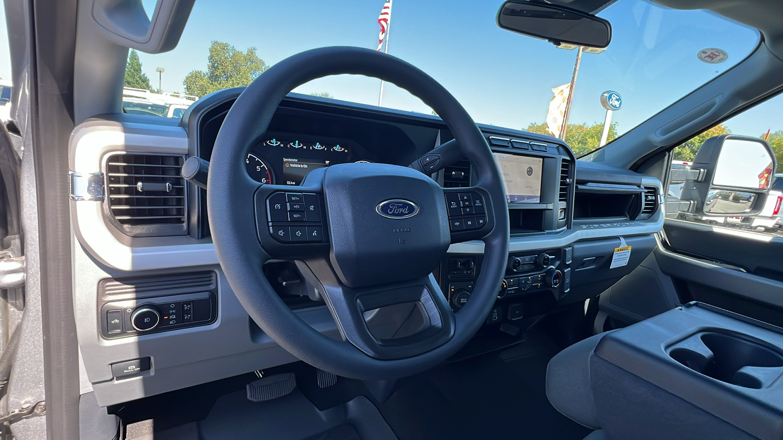 2024 Ford Super Duty F-250 SRW XL 24