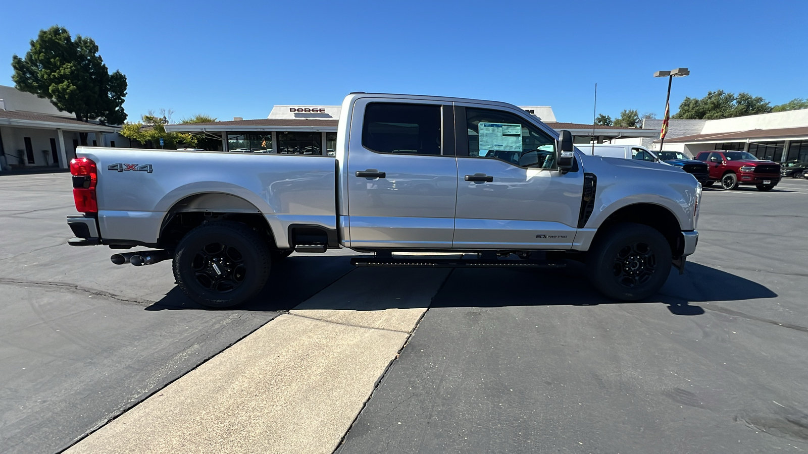 2024 Ford Super Duty F-250 SRW XL 3