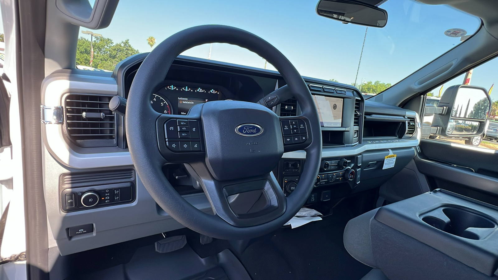 2024 Ford Super Duty F-250 SRW XL 24