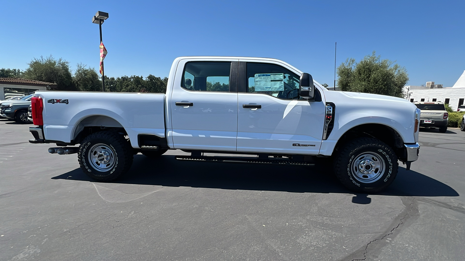 2024 Ford Super Duty F-250 SRW XL 3