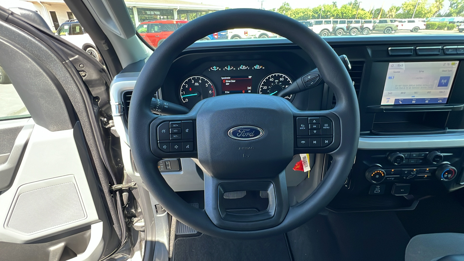 2024 Ford Super Duty F-250 SRW XL 27