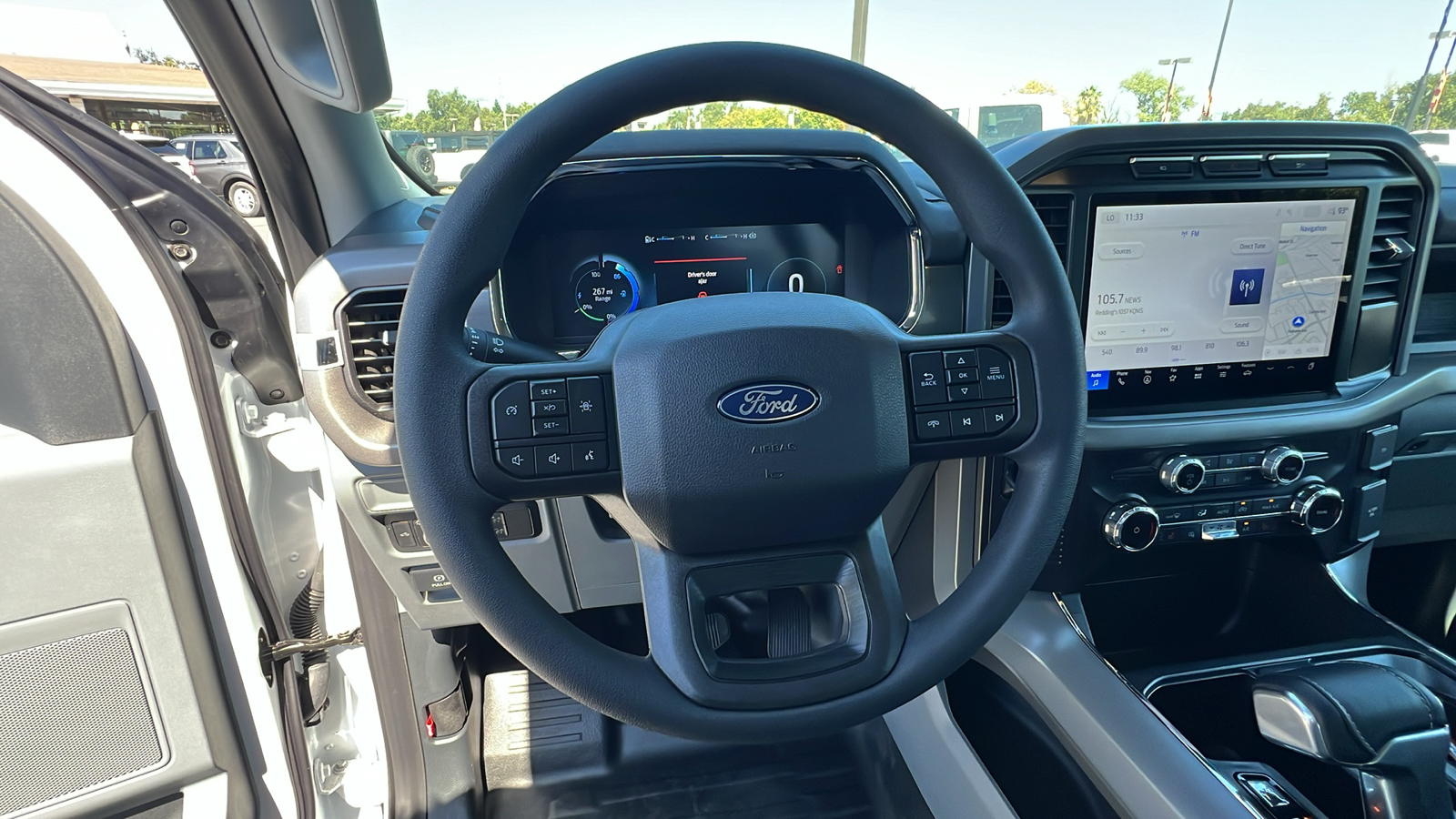 2024 Ford F-150 Lightning Pro 27