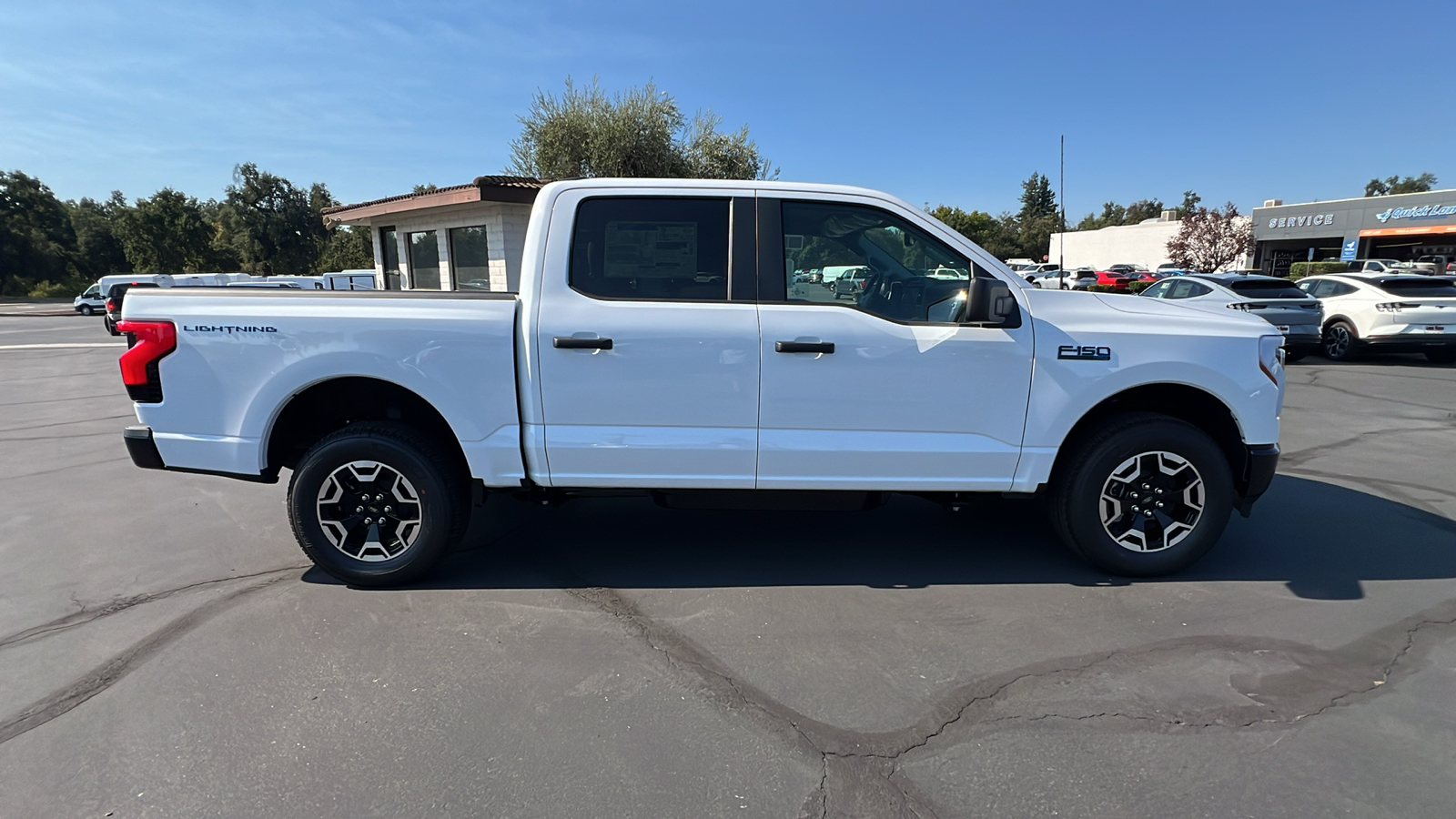 2024 Ford F-150 Lightning Pro 3