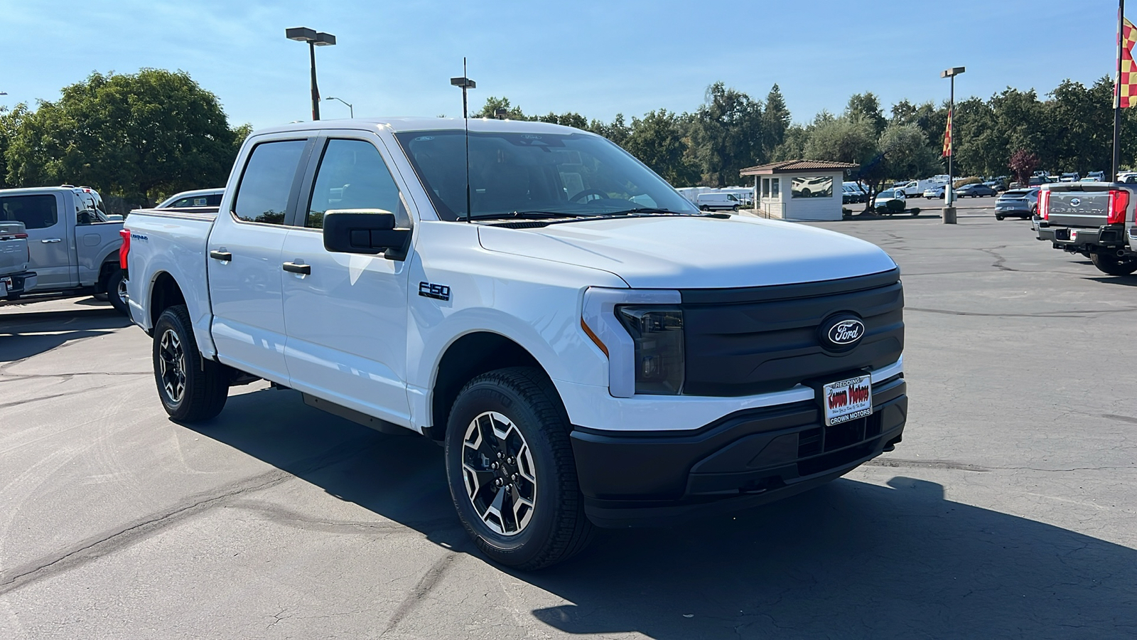 2024 Ford F-150 Lightning Pro 2