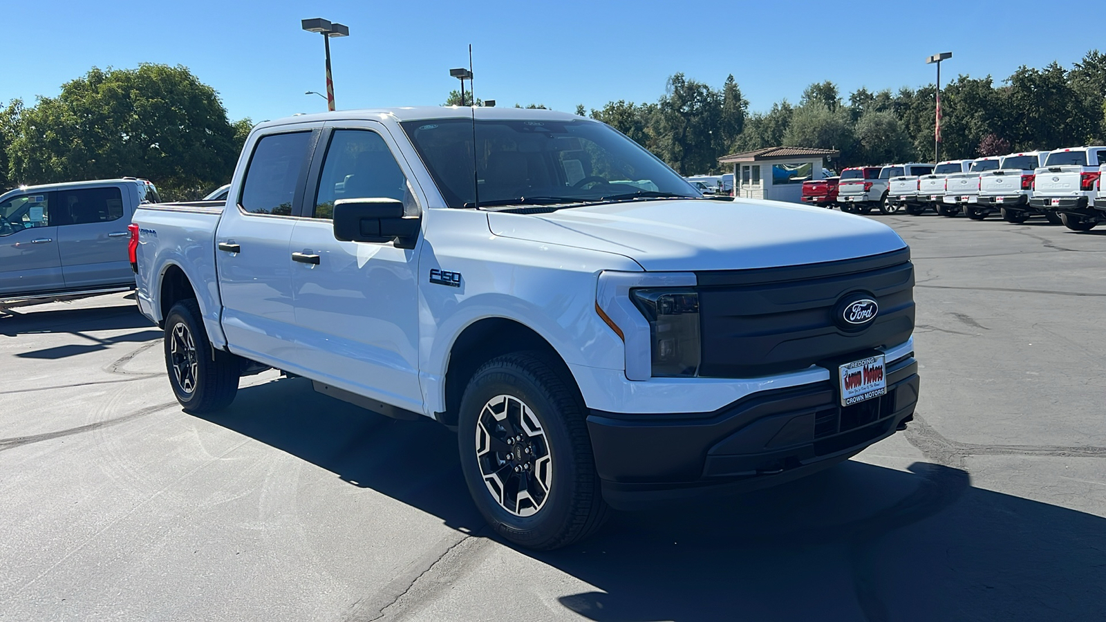 2024 Ford F-150 Lightning Pro 2