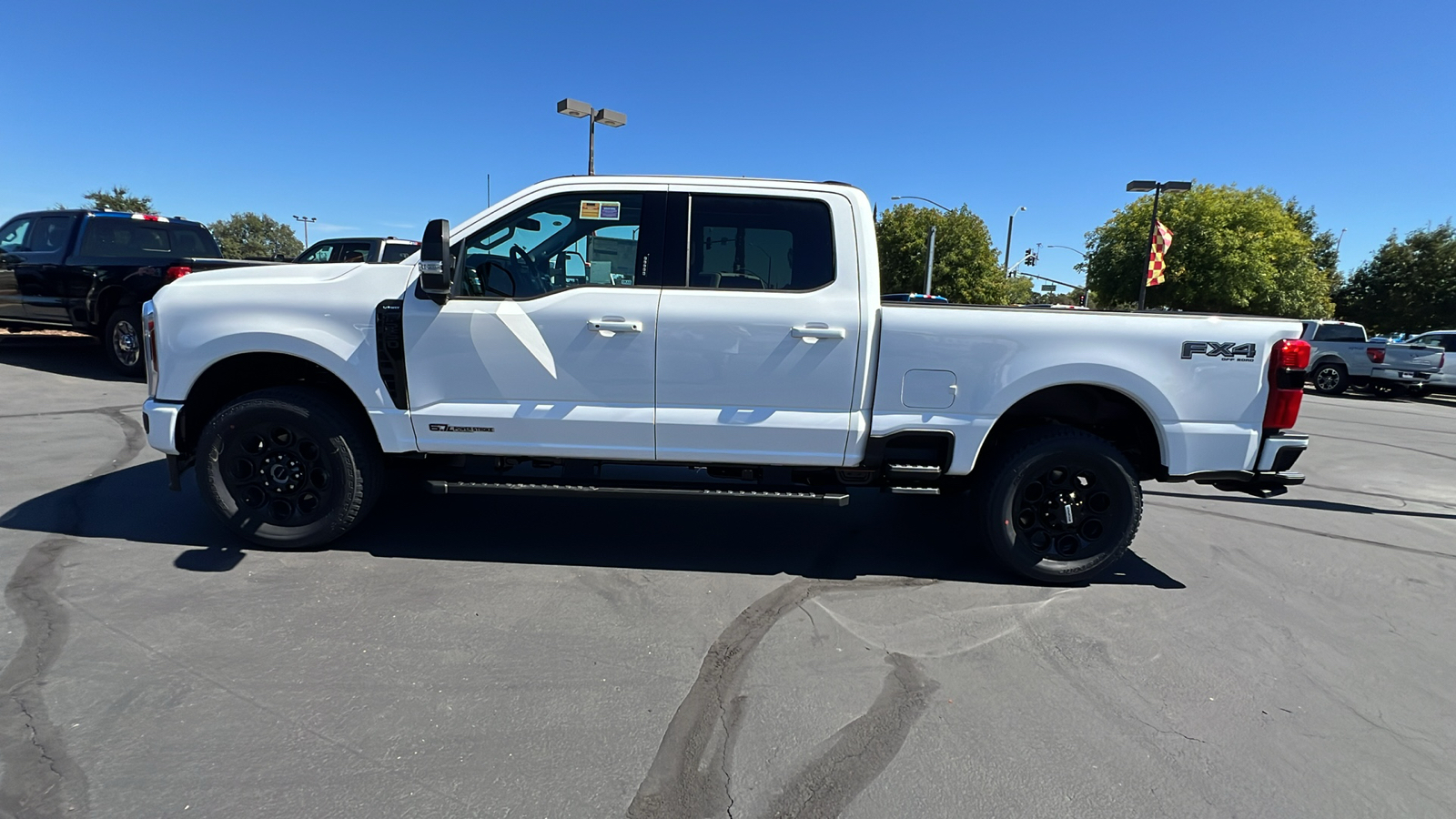 2024 Ford Super Duty F-250 SRW XL 8