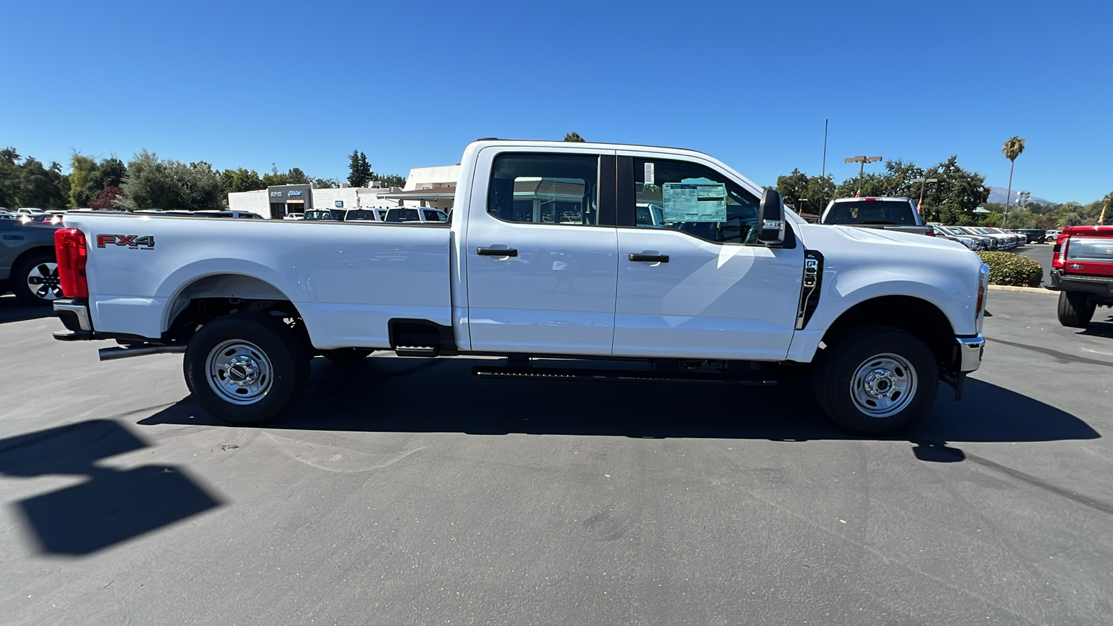 2024 Ford Super Duty F-250 SRW XL 3