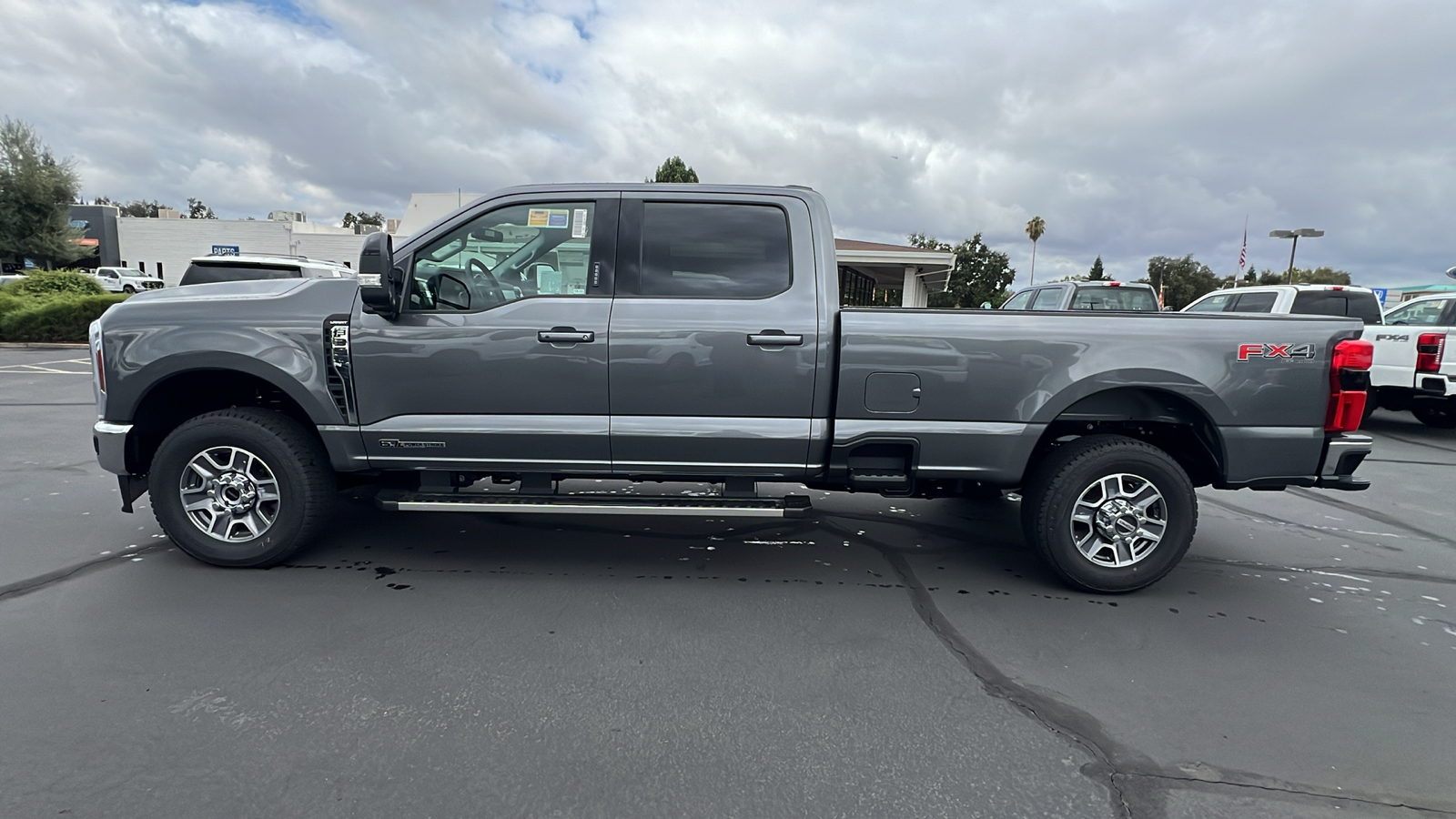 2024 Ford Super Duty F-350 SRW XL 8