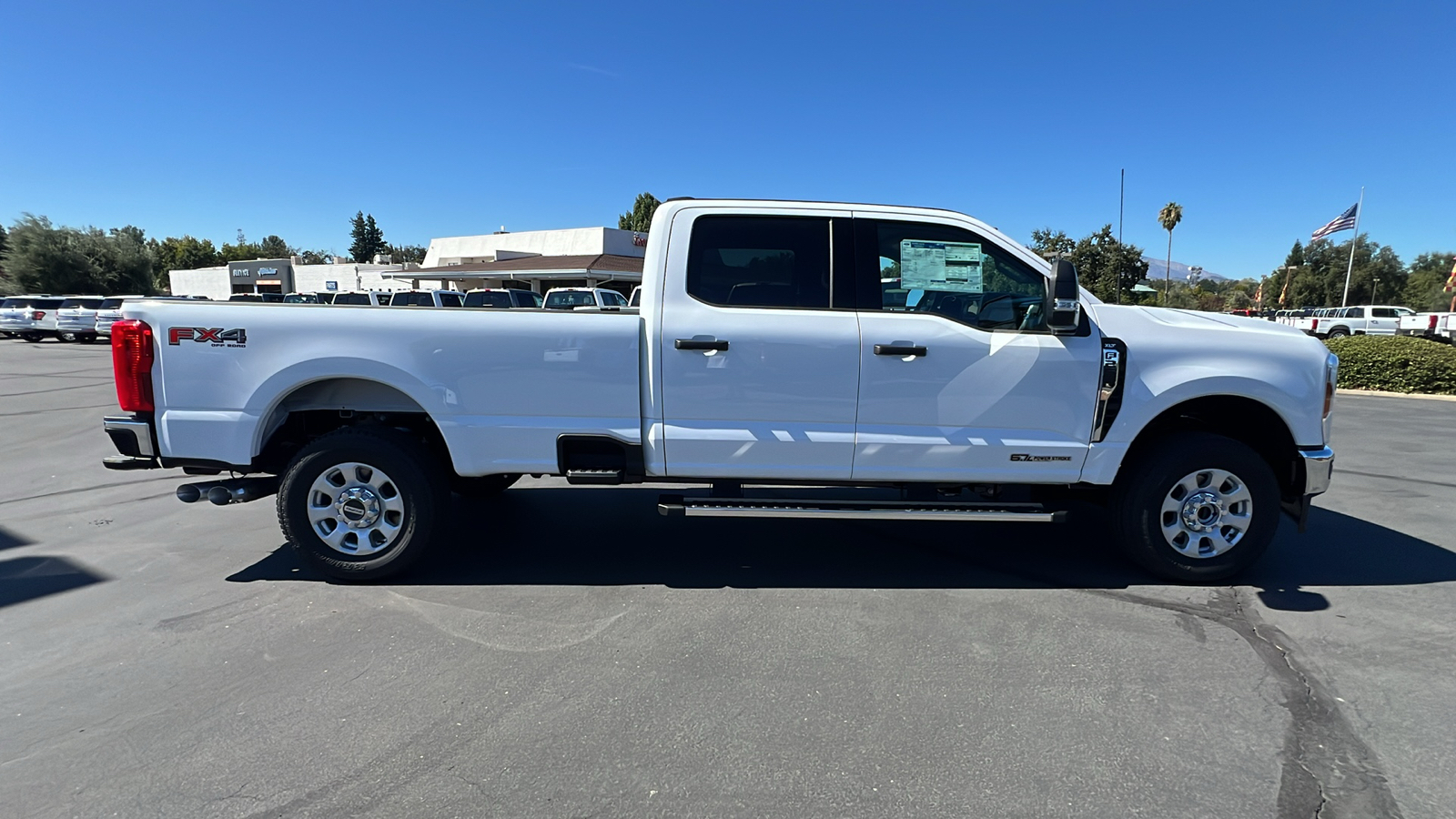 2024 Ford Super Duty F-250 SRW XL 3